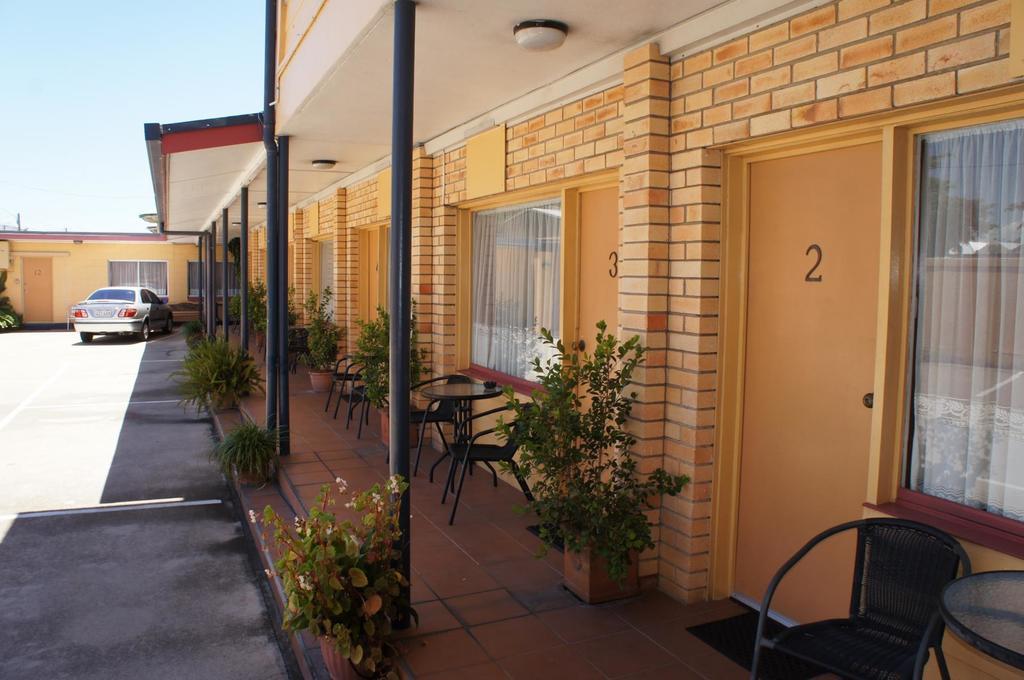 Ayrline Motel Exterior photo
